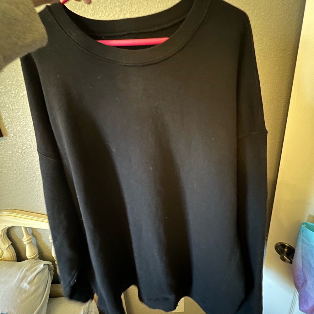 Black Daily Drills Crewneck M/L